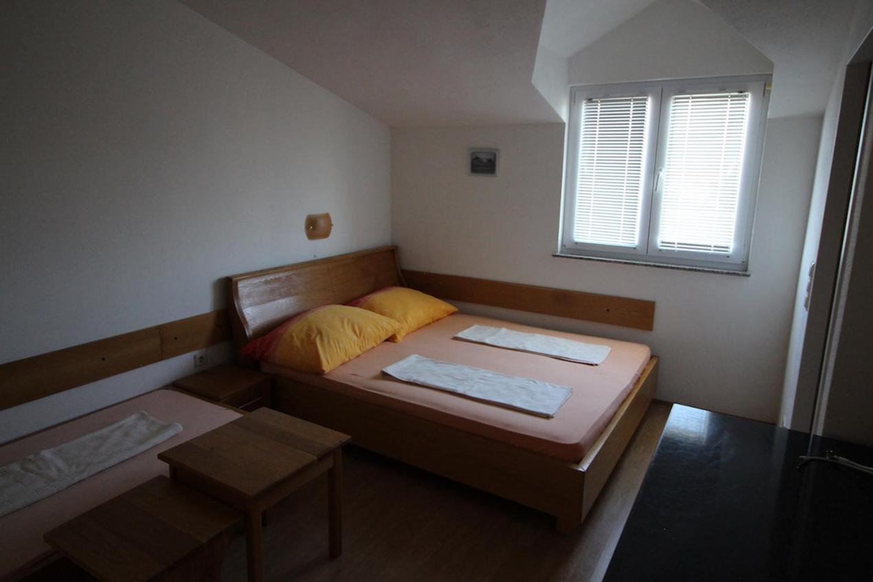 Apartments Helena Zadar Vrsi Eksteriør billede
